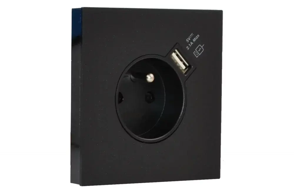 Zásuvka 250V/16A s USB nabíječkou Smartcharge, Simon 100, akrylátové sklo, černá matná barva Akční Cena