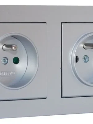 Aktuální Zásuvky v rámečku pod omítku, 2x 230V/16A + 1x USB nabíječka, barva stříbrná