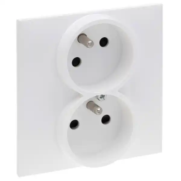 LEGRAND 863127 Niloé STEP Dvojzásuvka 2x2P+T clonky bílá Novinka