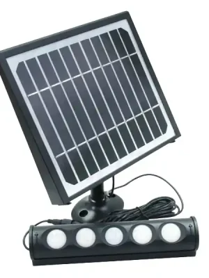 Novinka Tracon LSFLSP8W Solární LED -spot-reflektor sesnímačem pohybu 8W, 4000 K, 700 lm, IP65, 3,7 V 4000 mAh