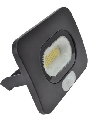 Tracon RSMDLM30 SMD reflektor,černý se snímačem pohybu 30W, 4000K, IP65, 220-240V AC, 2700lm, 110°, 3-10m, EEI=F Výhodná Nabídka